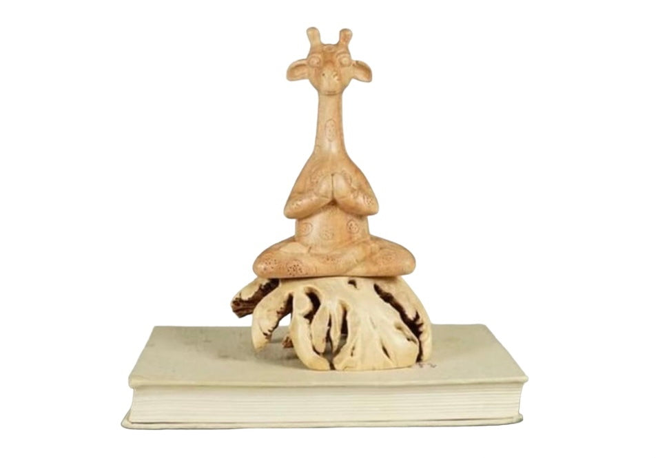 Giraffe on parasite wood