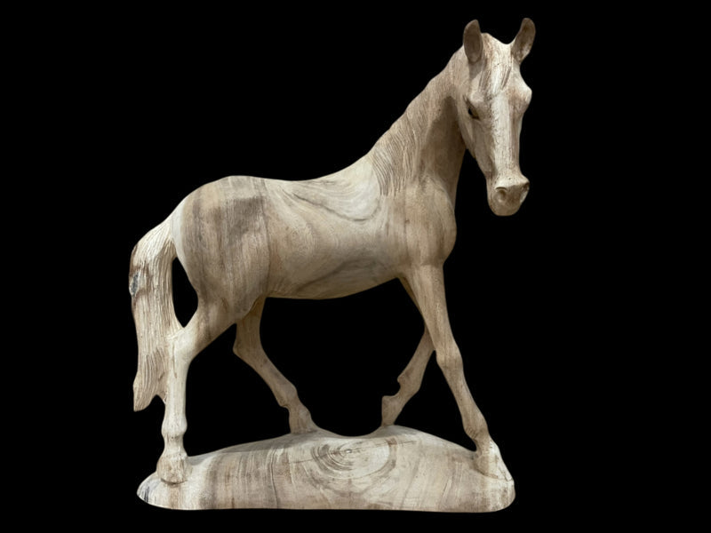 Paard op plateau suar 40cm