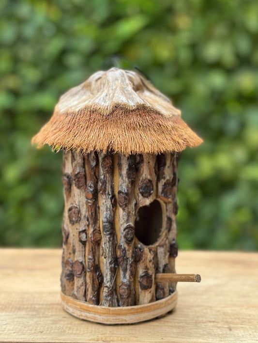 Vogelhuis boomschors met kokoshout